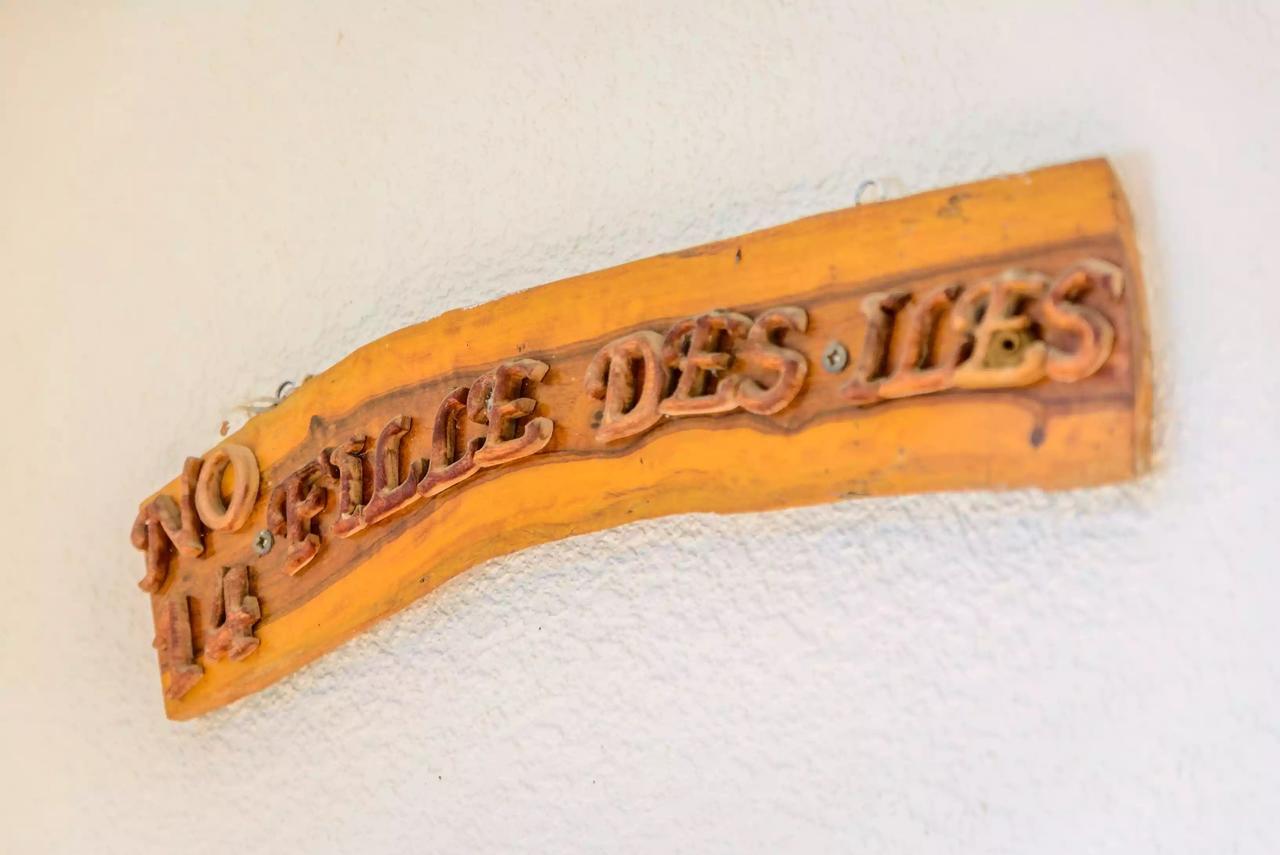 Filles Des Iles Villa Mont-Choisy Exteriör bild