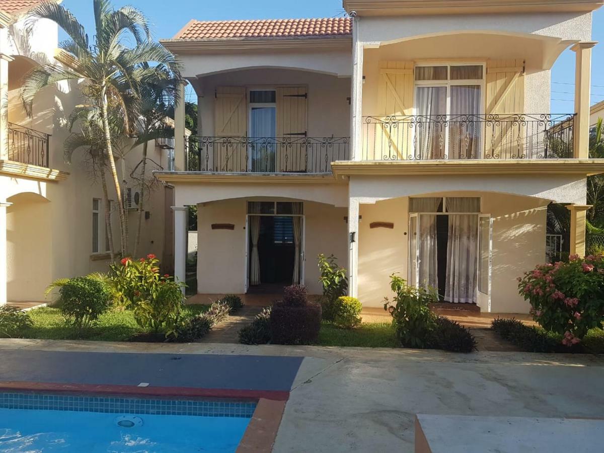 Filles Des Iles Villa Mont-Choisy Exteriör bild
